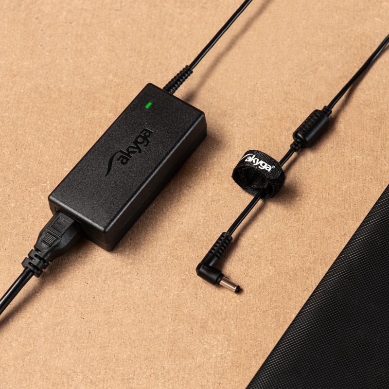 Akyga power supply Akyga AK-ND-79 5-20.2V / 2-4.3A 87W USB type C 1.2m Akyga power supply Akyga AK-ND-79 5-20.2V / 2-4.3A 87W USB type C 1.2m